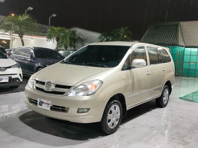 Toyota 豐田 INNOVA  第1張相片