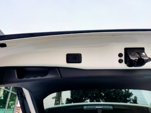 TOYOTA豐田 RAV4  第7張相片