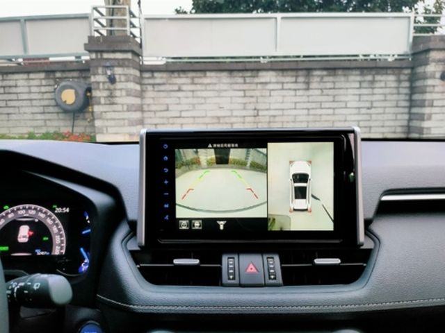 TOYOTA豐田 RAV4  第12張相片
