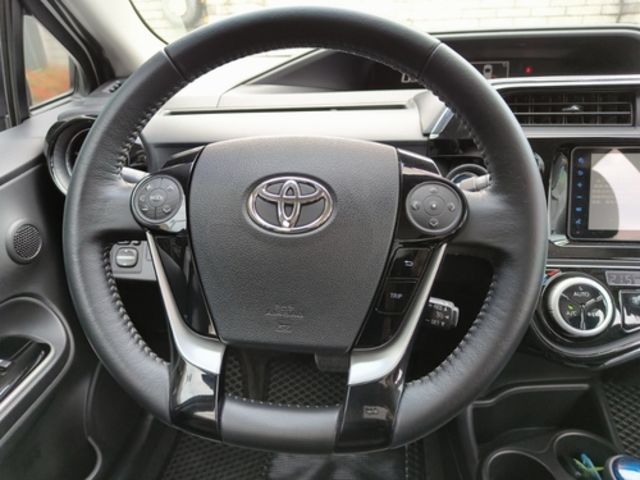 TOYOTA豐田 PRIUS C  第7張相片