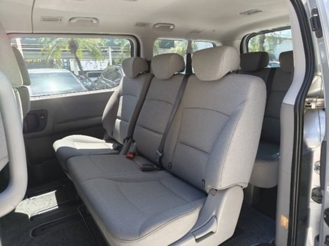 HYUNDAI現代 STAREX  第12張相片