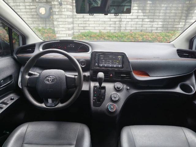 TOYOTA豐田 SIENTA  第5張相片