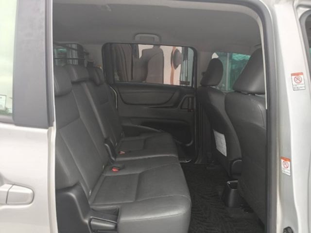 TOYOTA豐田 SIENTA  第11張相片