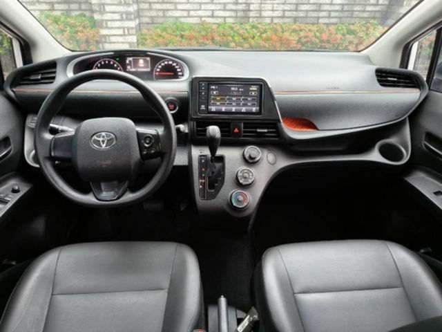 TOYOTA豐田 SIENTA  第5張相片