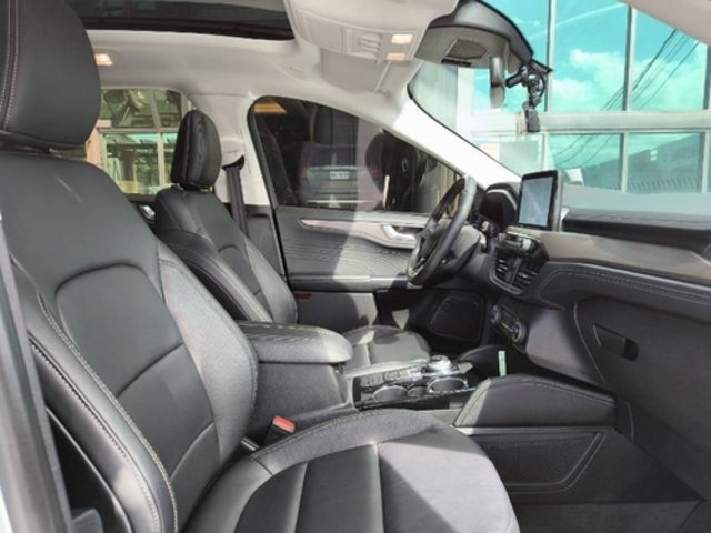 FORD福特 KUGA  第12張相片