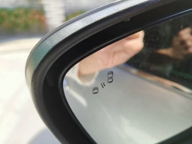 FORD福特 KUGA  第14張相片