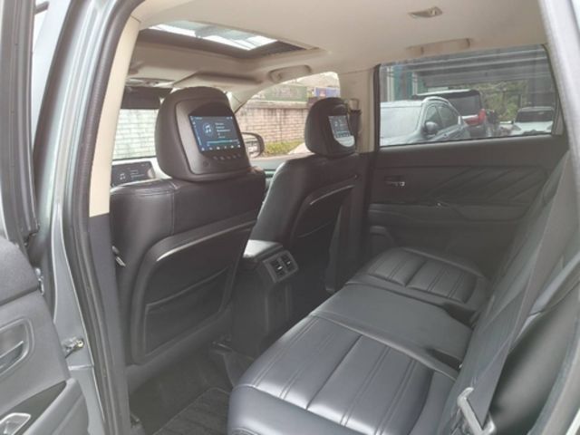 MITSUBISHI三菱 OUTLANDER  第11張相片