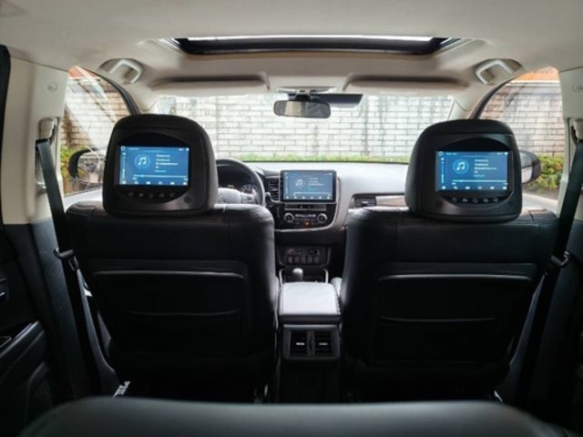 MITSUBISHI三菱 OUTLANDER  第14張相片