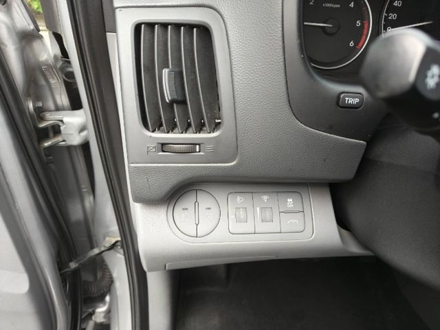 HYUNDAI現代 GRAND STAREX  第7張相片