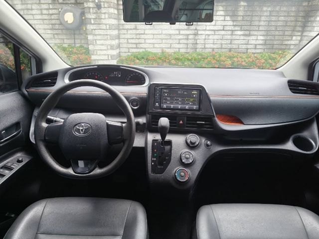 TOYOTA豐田 SIENTA  第5張相片