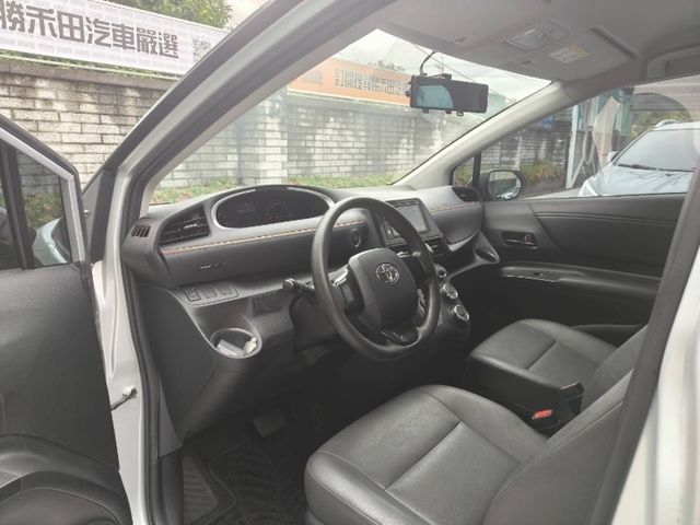 TOYOTA豐田 SIENTA  第11張相片