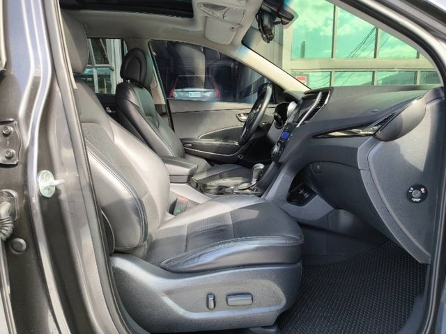 HYUNDAI現代 SANTA FE  第8張相片