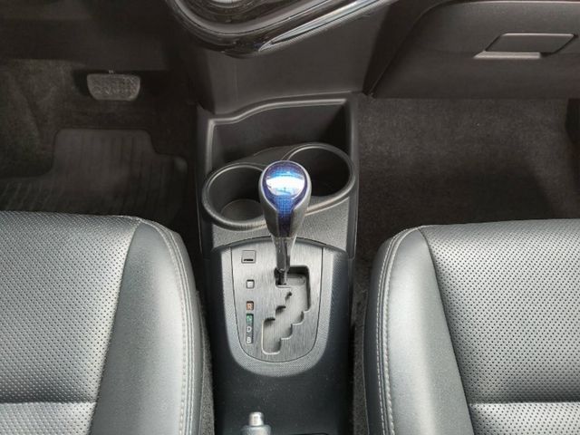 TOYOTA豐田 PRIUS C  第13張相片