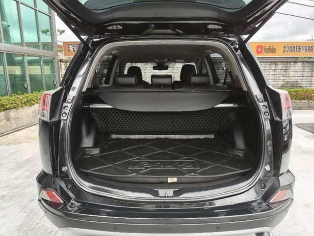 TOYOTA豐田 RAV4  第13張相片