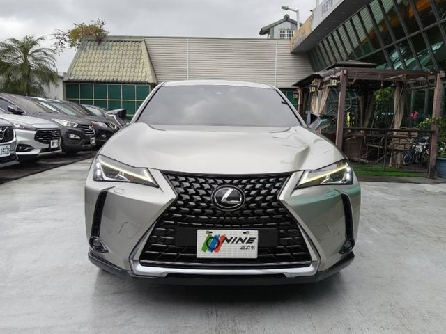 LEXUS凌志 UX200  第3張相片