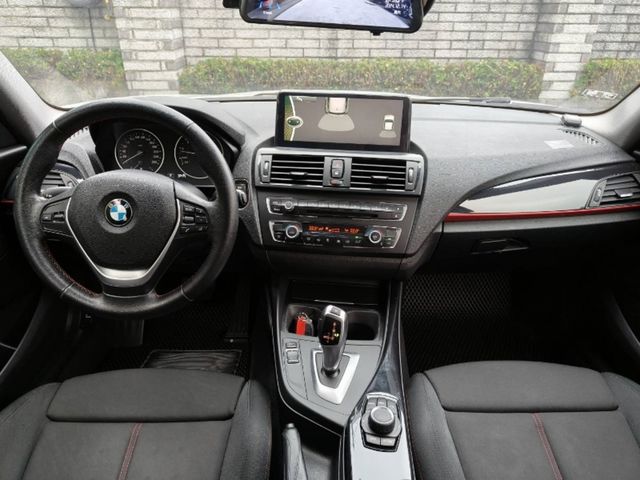 BMW寶馬 118I  第5張相片