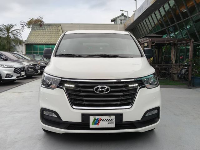 HYUNDAI現代 GRAND STAREX  第3張相片