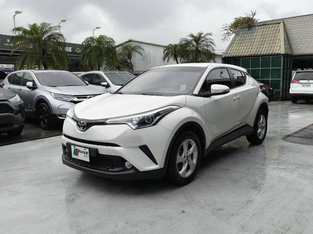 TOYOTA豐田 C-HR  第1張相片