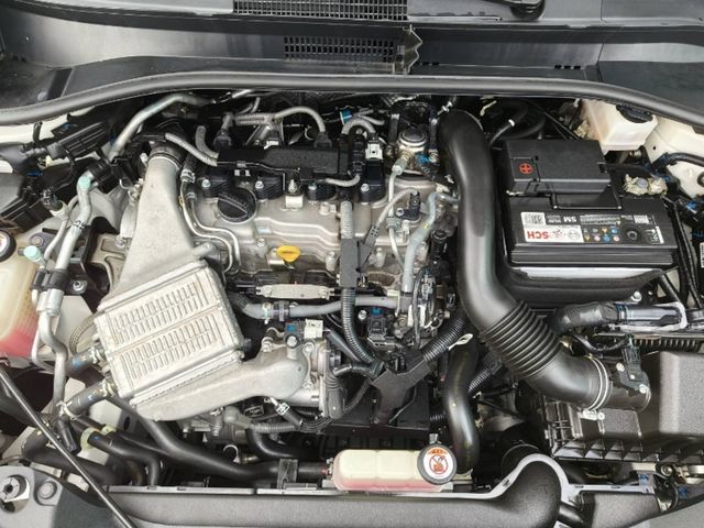 TOYOTA豐田 C-HR  第6張相片