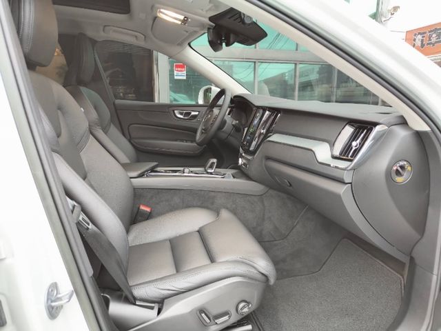 VOLVO富豪 XC60  第8張相片