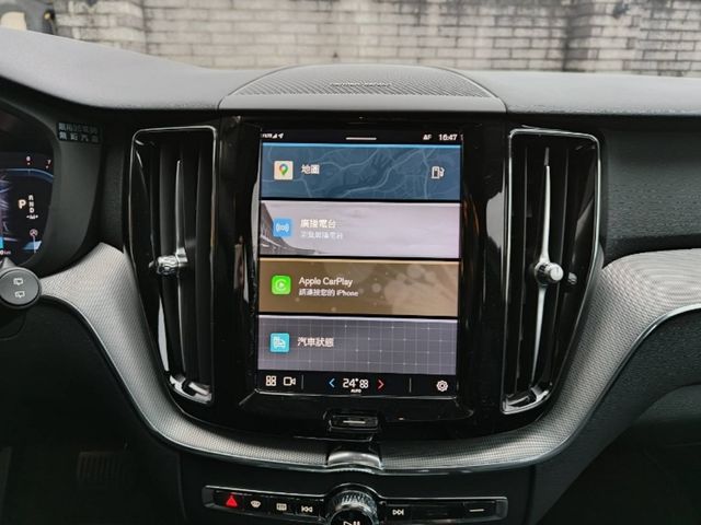VOLVO富豪 XC60  第10張相片