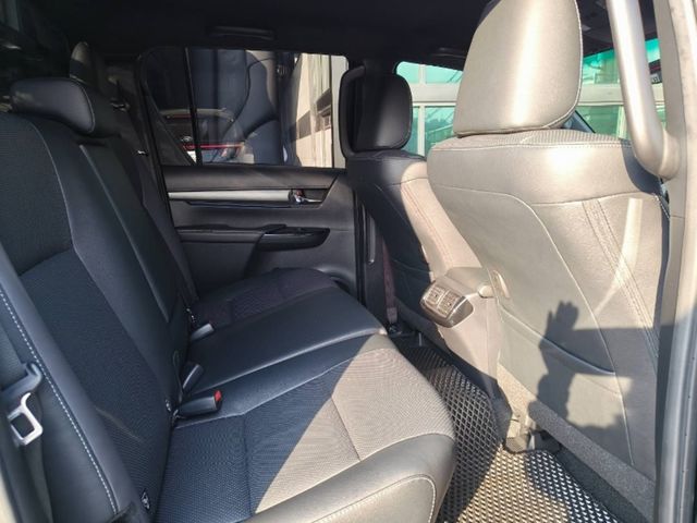 TOYOTA豐田 HILUX  第7張相片