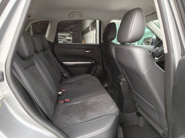 SUZUKI鈴木 VITARA  第17張相片