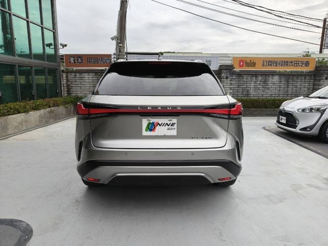 LEXUS凌志 RX350H  第4張相片