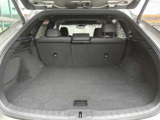 LEXUS凌志 RX350H  第17張相片