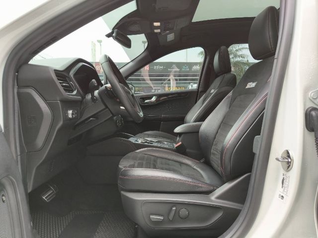 FORD福特 KUGA  第10張相片