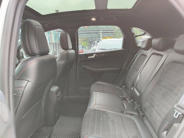 FORD福特 KUGA  第11張相片