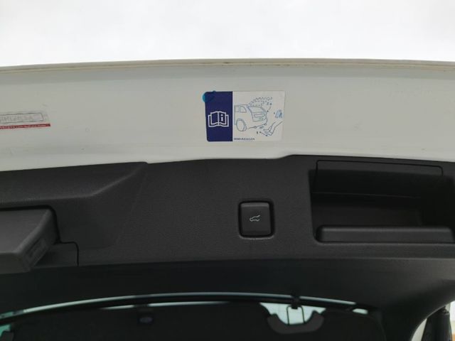 FORD福特 KUGA  第18張相片
