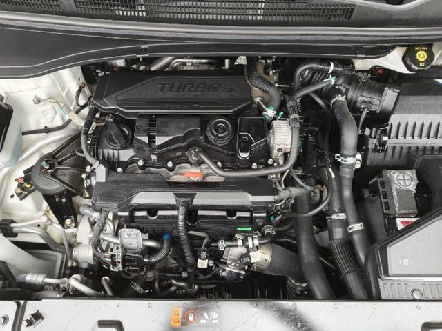 HYUNDAI現代 CUSTIN  第11張相片