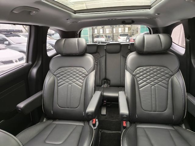 HYUNDAI現代 CUSTIN  第15張相片