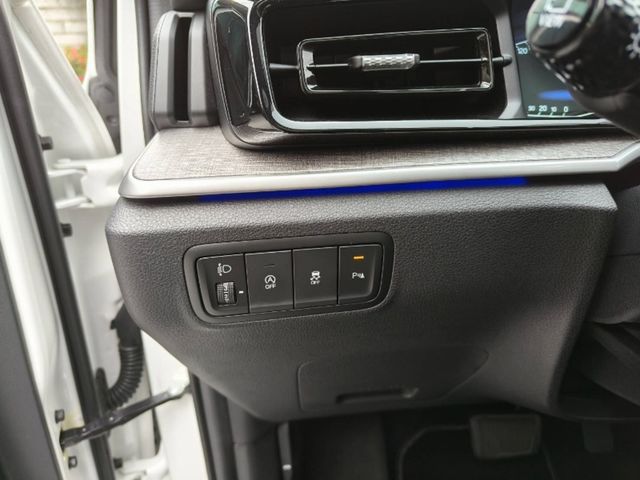 HYUNDAI現代 CUSTIN  第21張相片