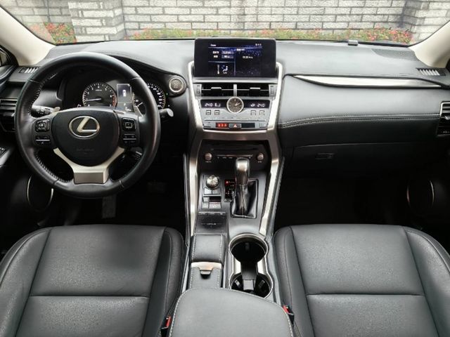 LEXUS凌志 NX200  第9張相片