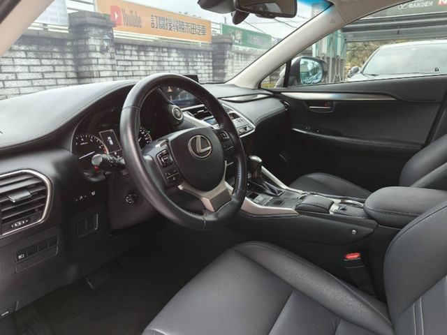 LEXUS凌志 NX200  第17張相片