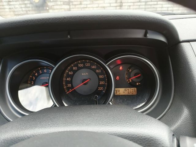 NISSAN日產 TIIDA  第17張相片