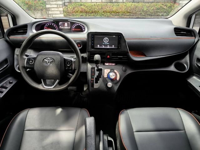 TOYOTA豐田 SIENTA  第9張相片