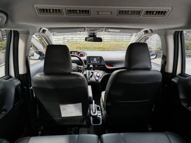 TOYOTA豐田 SIENTA  第15張相片