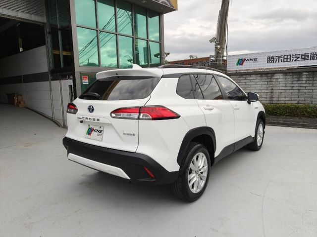 TOYOTA豐田 COROLLA CROSS HYBRID  第3張相片