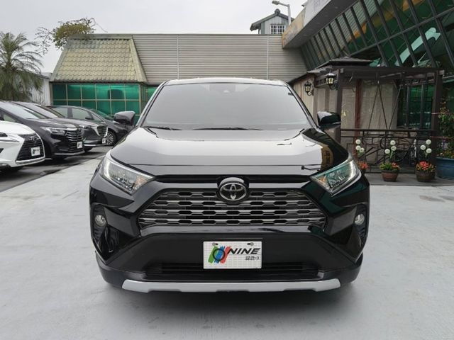 TOYOTA豐田 RAV4  第3張相片
