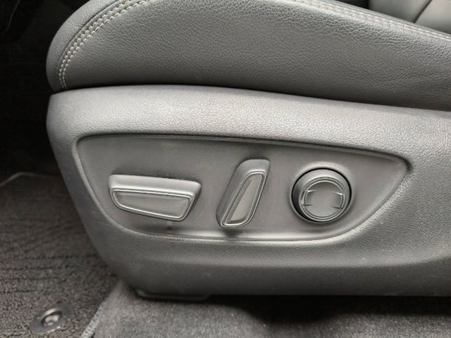 TOYOTA豐田 RAV4  第9張相片