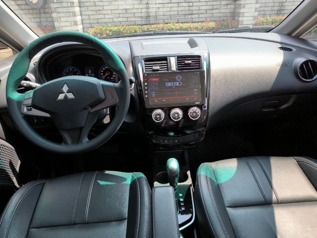 MITSUBISHI三菱 COLT PLUS  第5張相片
