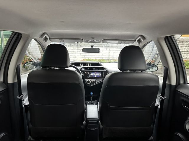TOYOTA豐田 PRIUS C  第8張相片