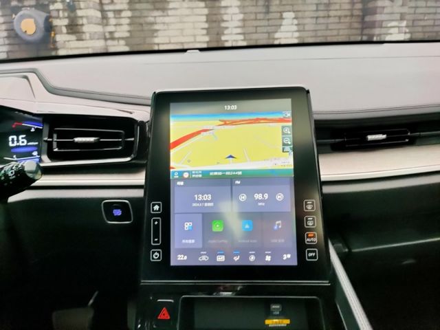 HYUNDAI現代 CUSTIN  第12張相片