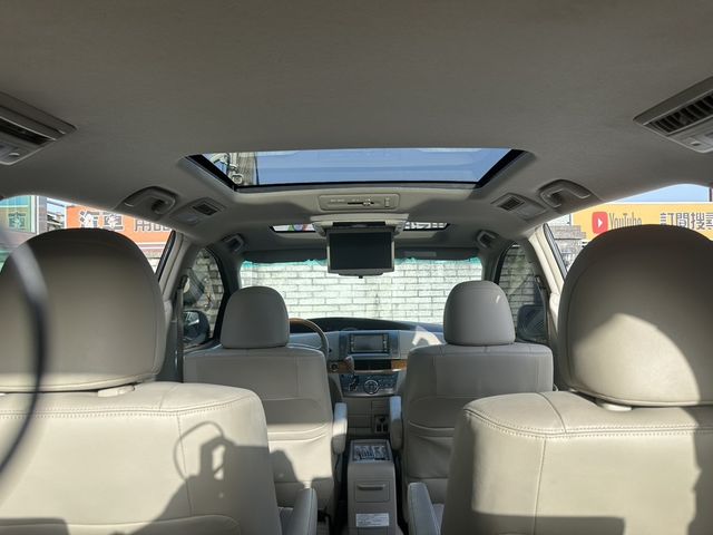 TOYOTA豐田 PREVIA  第14張相片