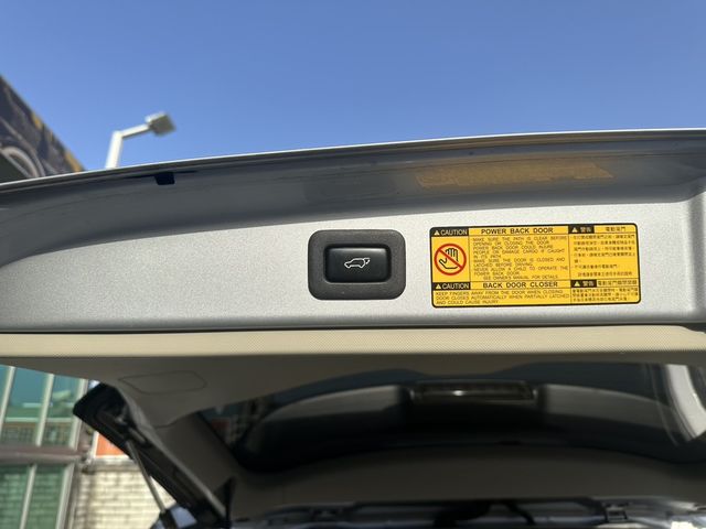 TOYOTA豐田 PREVIA  第15張相片
