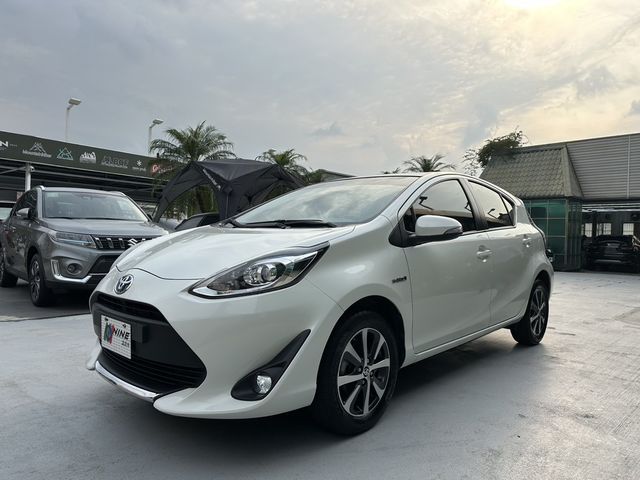 TOYOTA豐田 PRIUS C  第1張相片