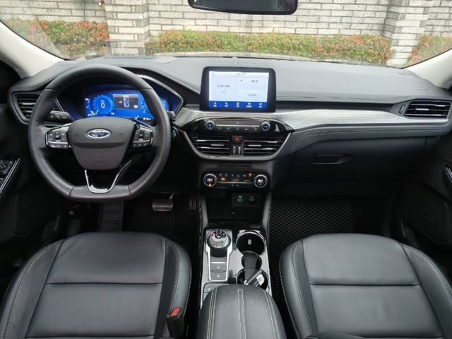 FORD福特 KUGA  第5張相片